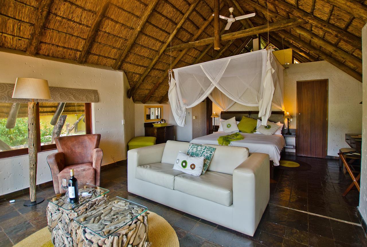 Tau Game Lodge Madikwe Game Reserve Eksteriør billede