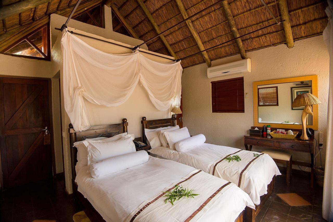 Tau Game Lodge Madikwe Game Reserve Eksteriør billede