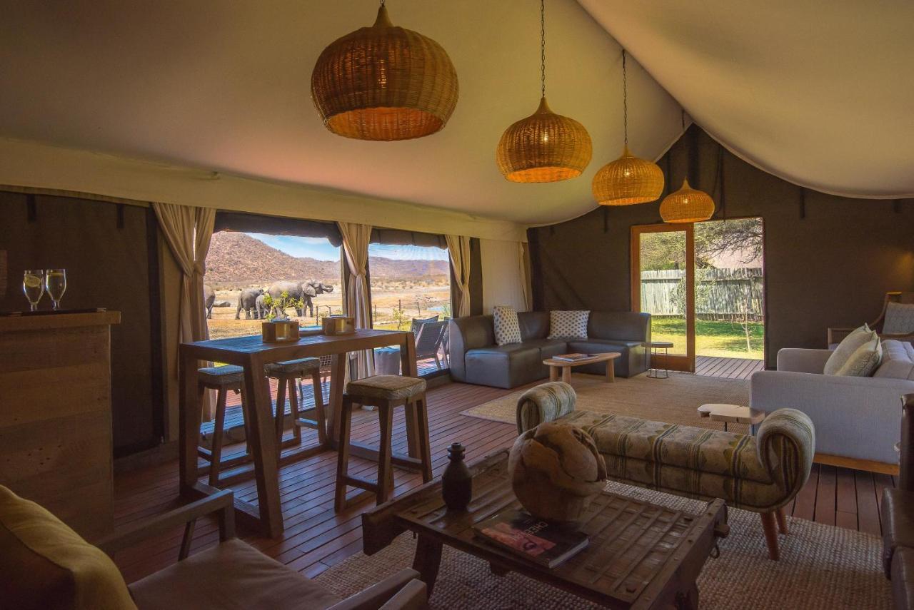 Tau Game Lodge Madikwe Game Reserve Eksteriør billede